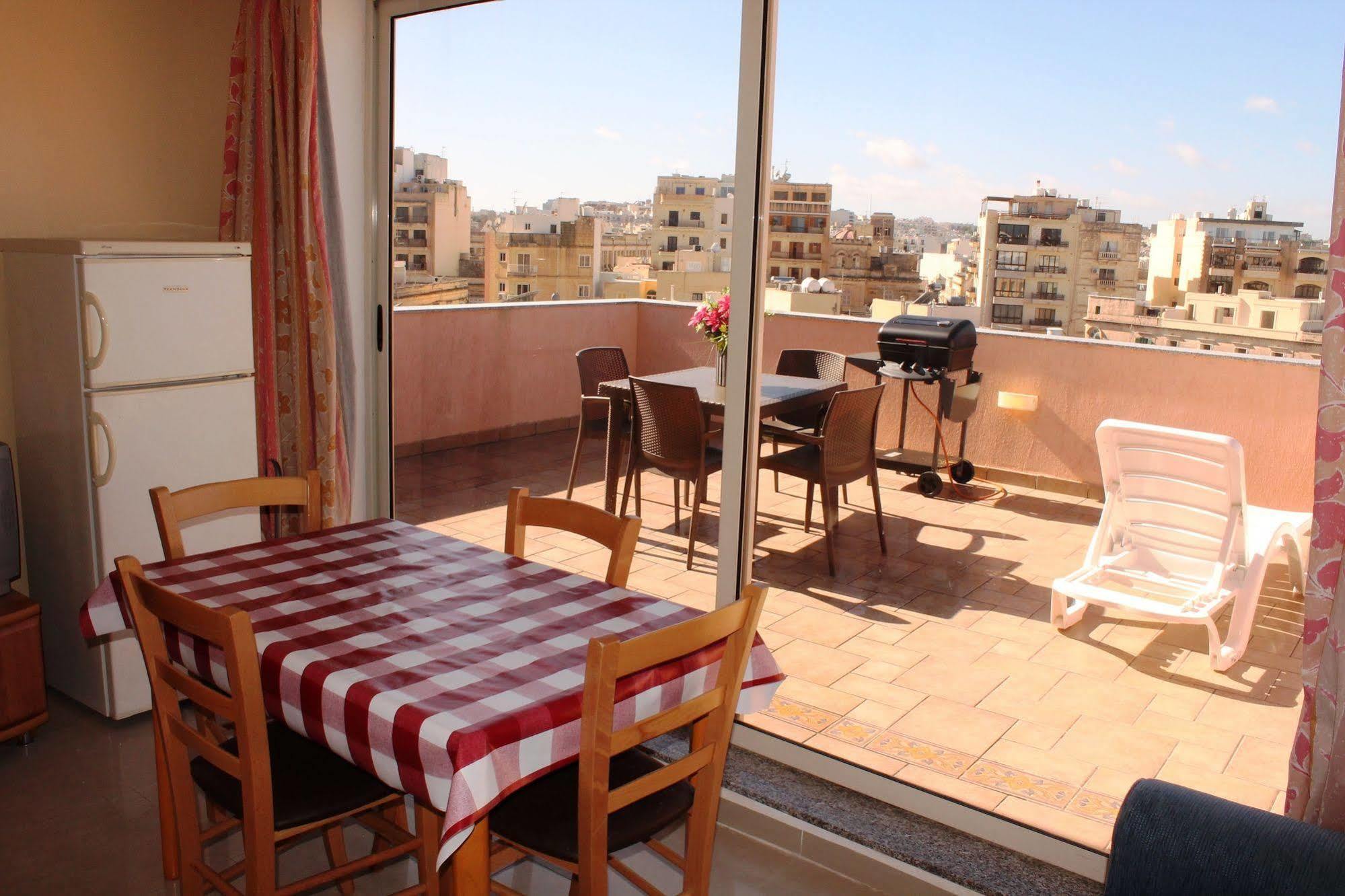 Blue Waters 3 Bedroom Apartments In Sliema, Just Off The Seafront Exterior foto