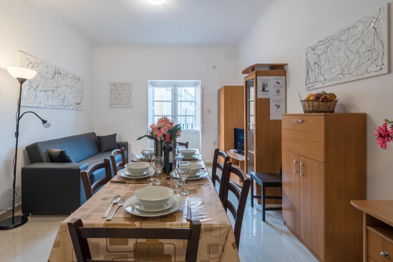 Blue Waters 3 Bedroom Apartments In Sliema, Just Off The Seafront Exterior foto